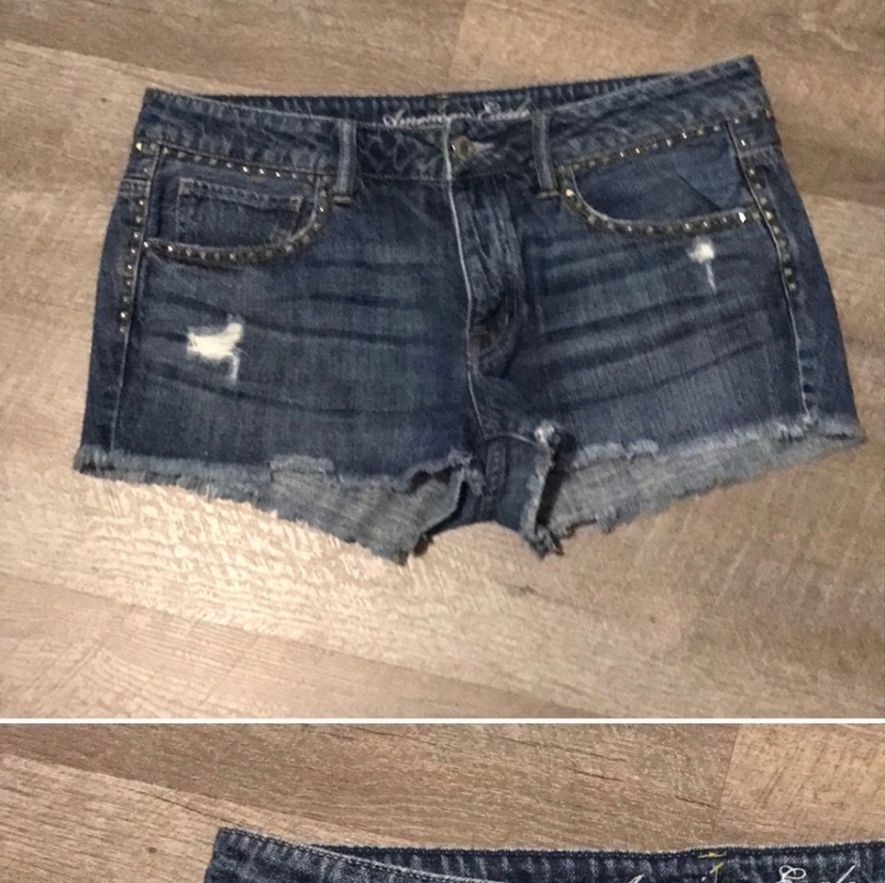 American Eagle Distressed Studded Jean Shorts 8
